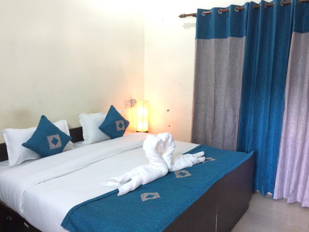 Hotel Sukhsadan 데라둔 객실 사진